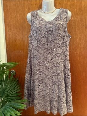 connected apparel Dusty Lavender Lace Sleeveless Dress